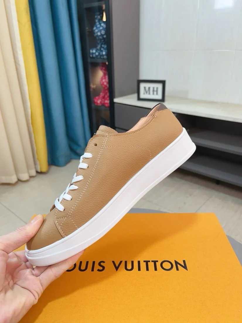 Men's shoes💰440🌹🌹[LV]🌹High-end brand of men's shoes: official website 1:1 latest masterpiece: the upper is made of Italian imported first-layer cowhide with special materials➕made of full genuine leather lining🔥, making walking more convenient and comfortable! Exclusive new style, stunning work [color]! Create a fashionable personality to set off your uniqueness! A must-have for trendy men! Classic🔥Number: 38-44